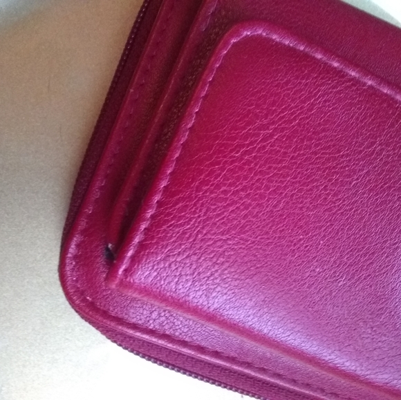 Kenneth Cole wallet - Picture 6 of 11